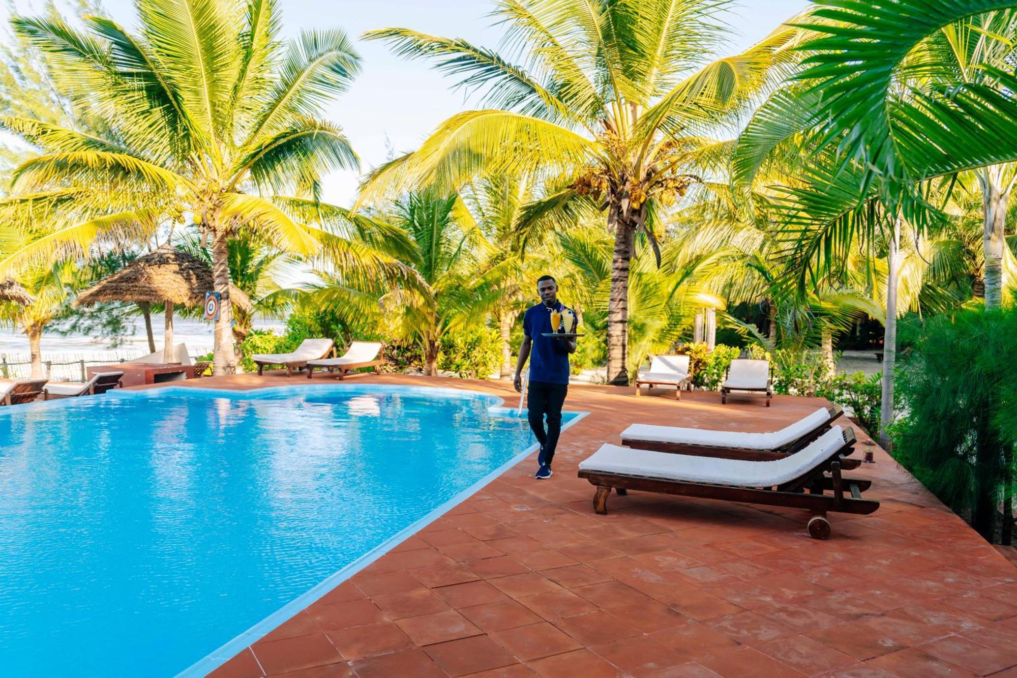 Ifa Beach Resort Джамбиани Екстериор снимка