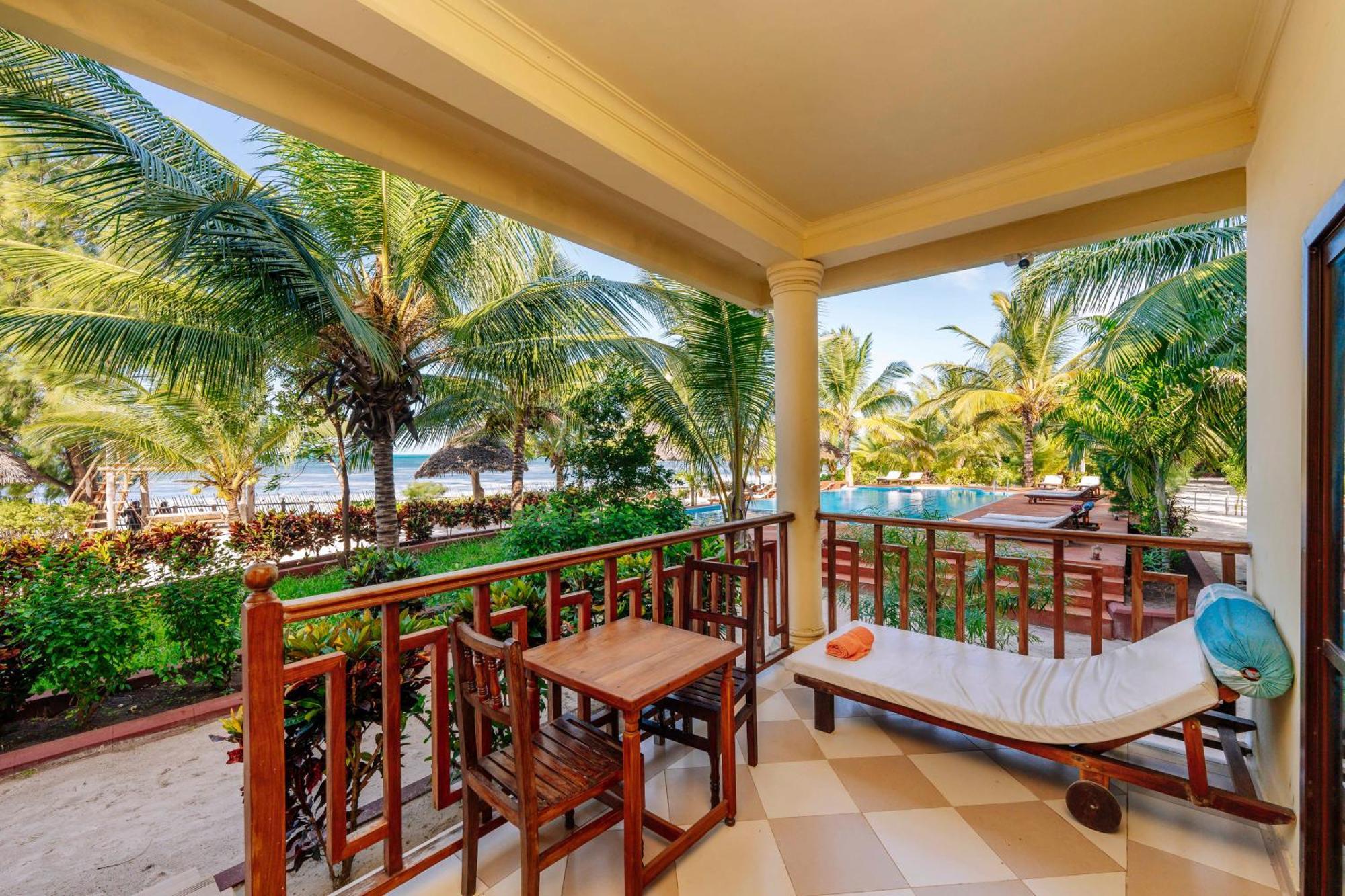 Ifa Beach Resort Джамбиани Екстериор снимка