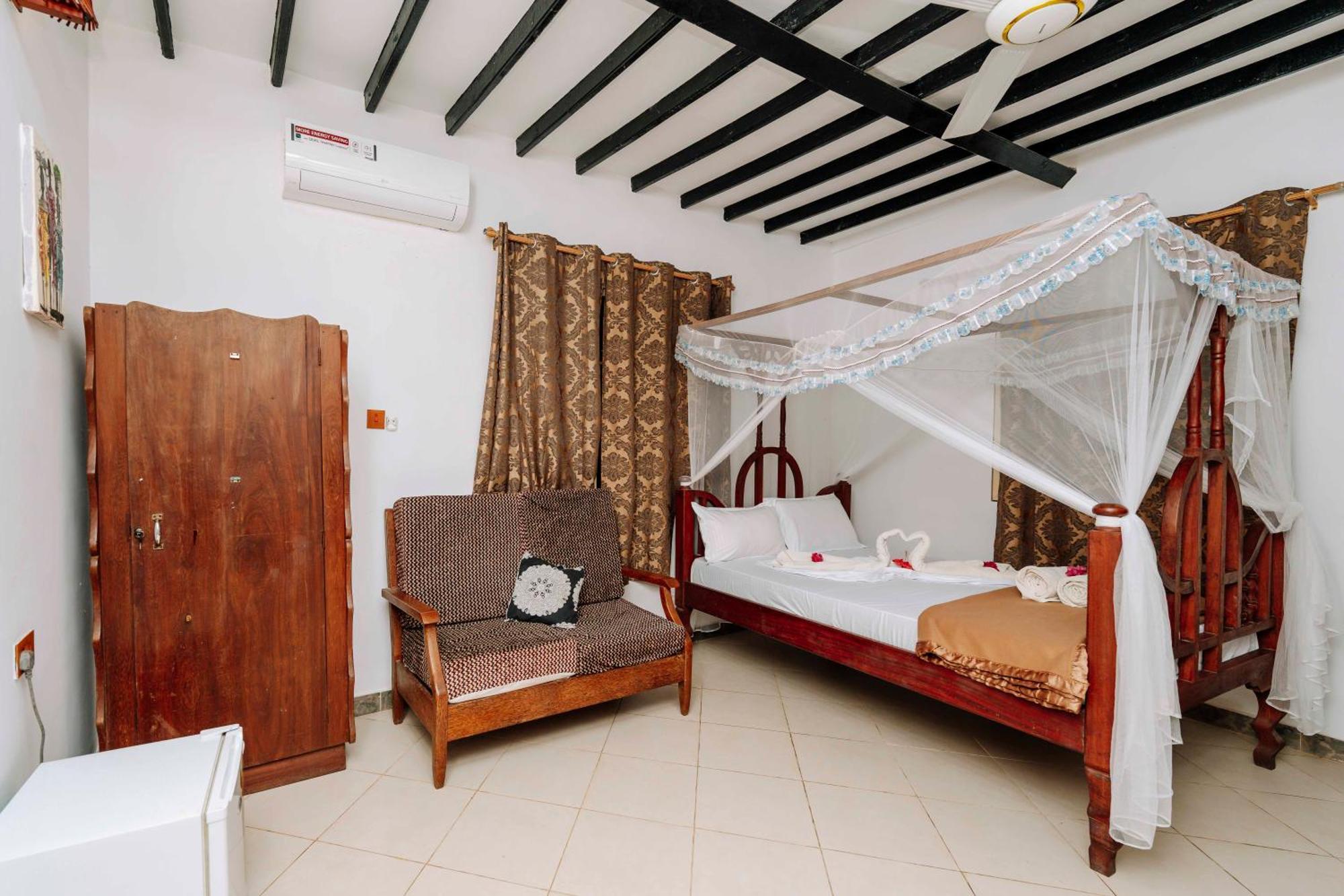 Ifa Beach Resort Джамбиани Екстериор снимка