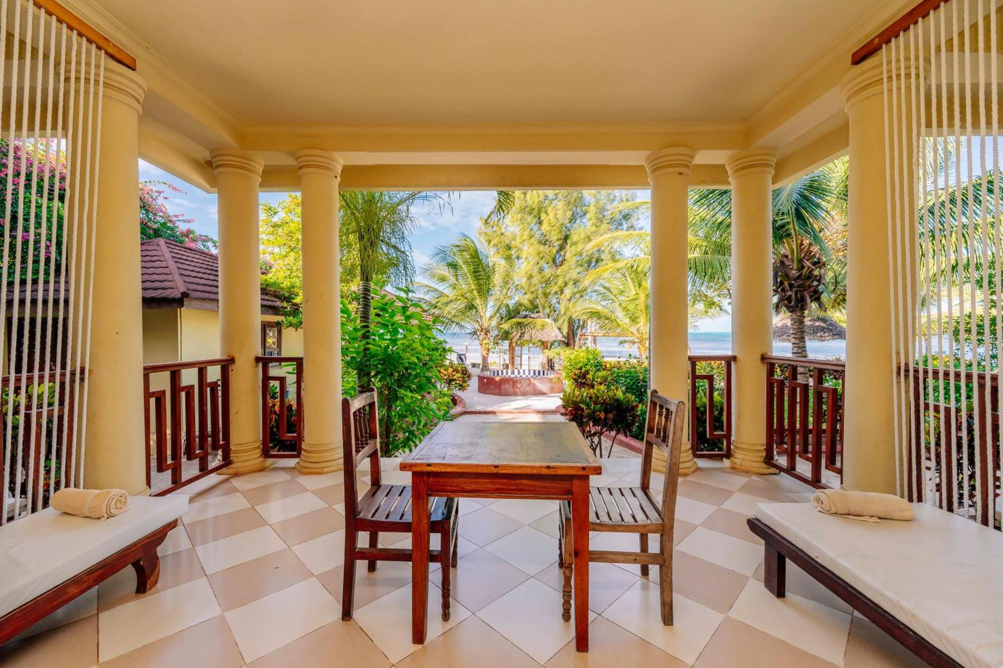 Ifa Beach Resort Джамбиани Екстериор снимка