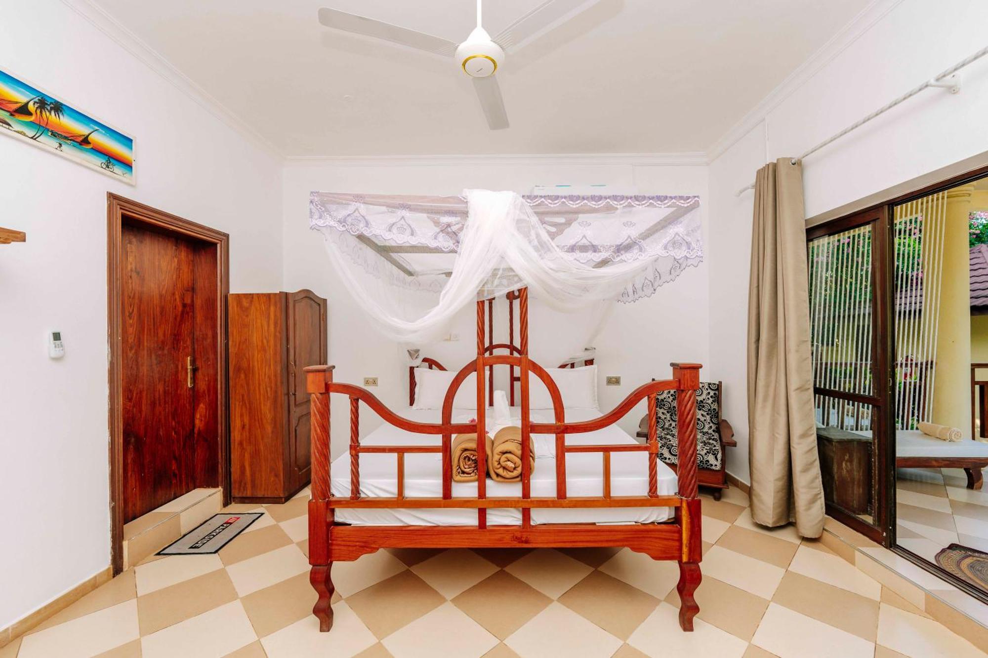 Ifa Beach Resort Джамбиани Екстериор снимка