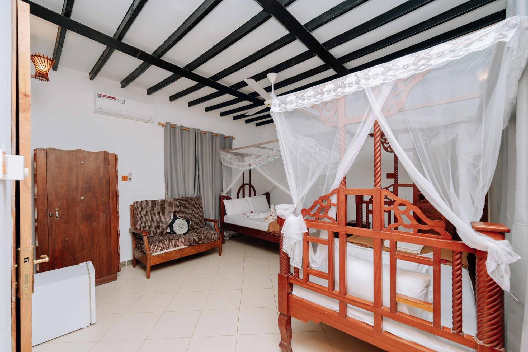 Ifa Beach Resort Джамбиани Екстериор снимка